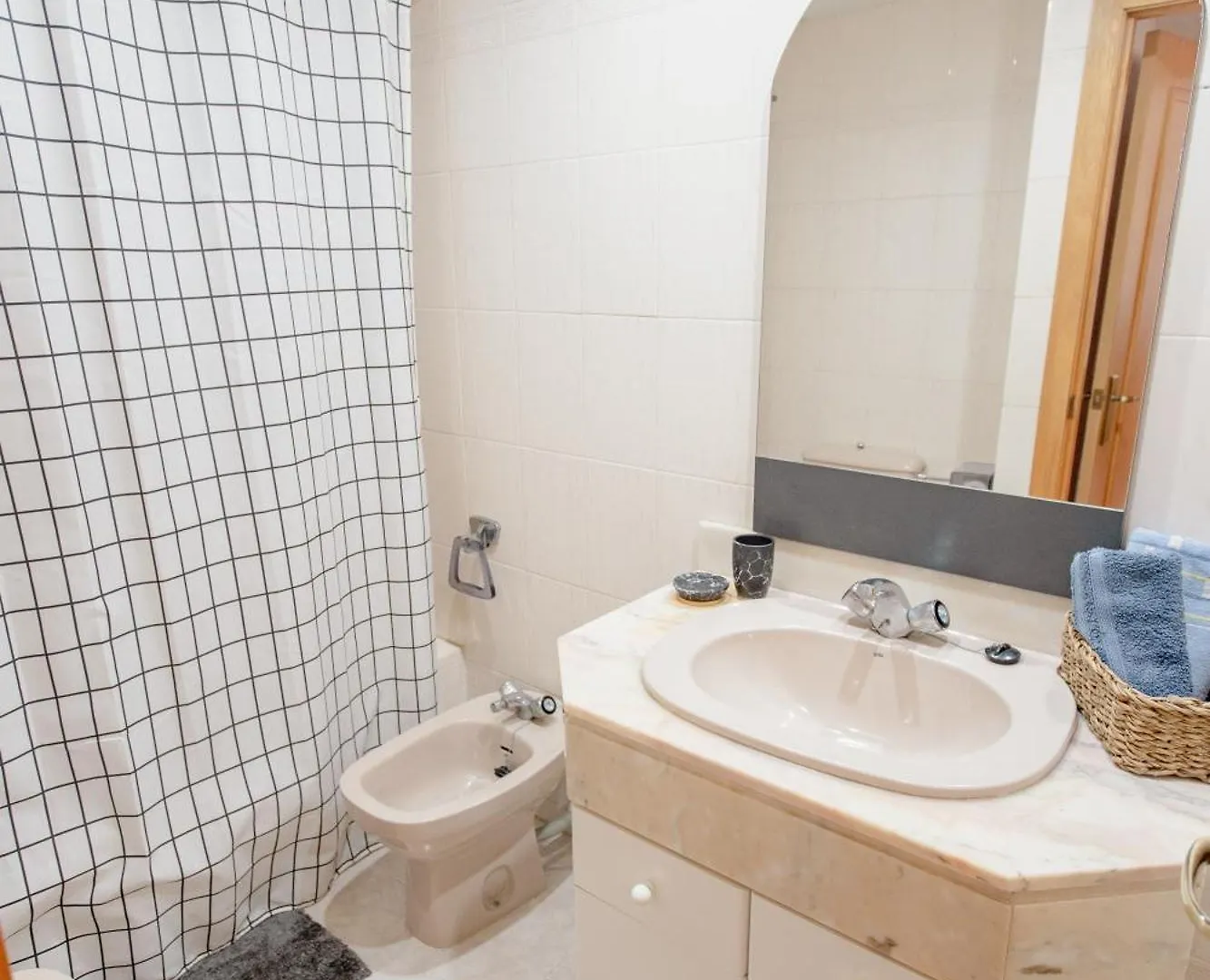 Hogaristic - Centrico Apartamento Con Piscina Salou 0*,  Spain