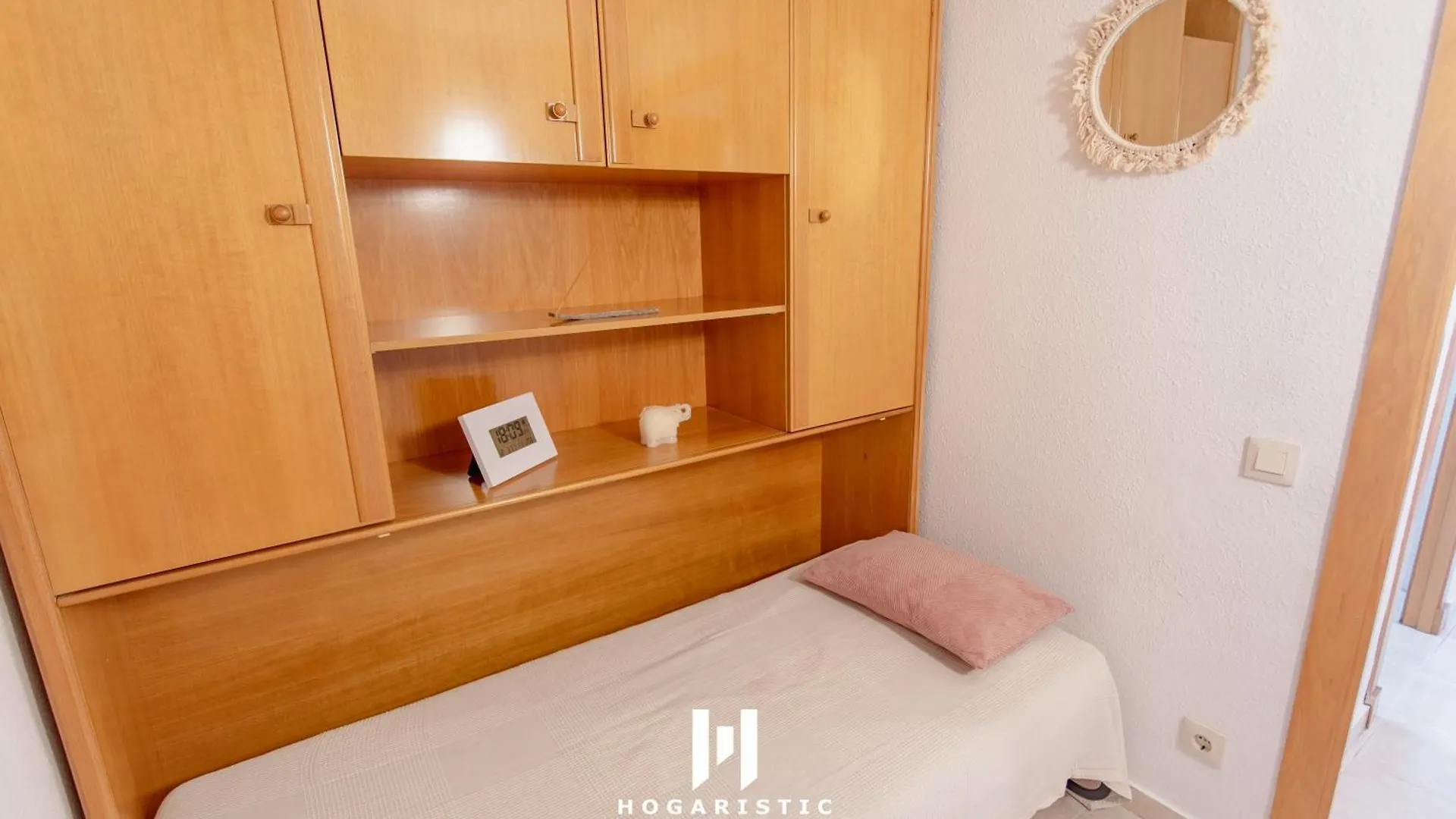 Apartment Hogaristic - Centrico Apartamento Con Piscina Salou Spain