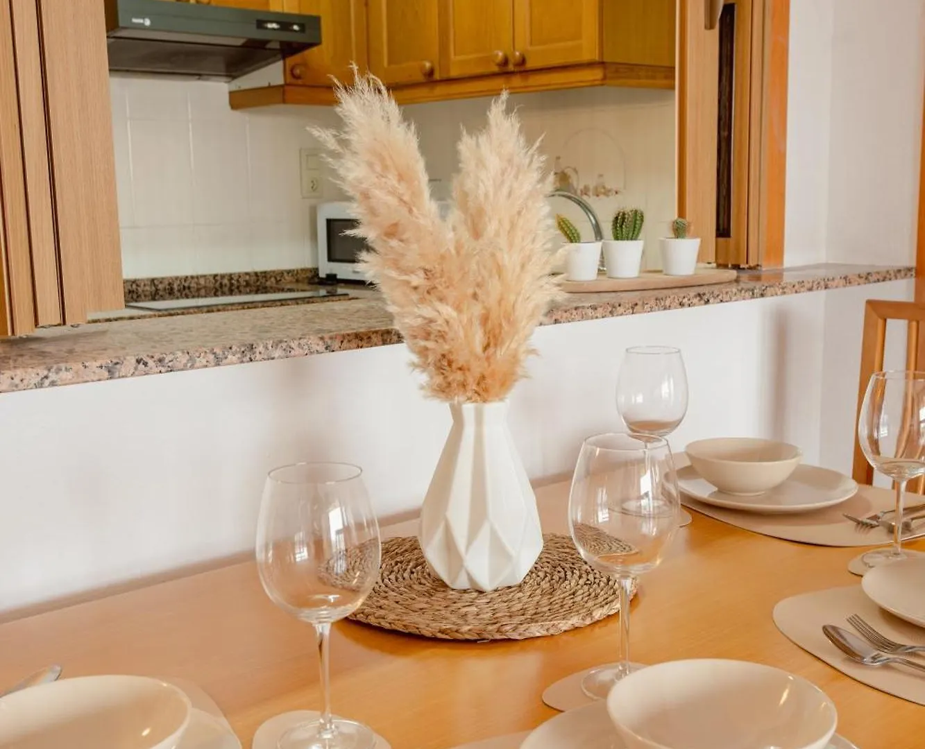 Hogaristic - Centrico Apartamento Con Piscina Salou 0*,